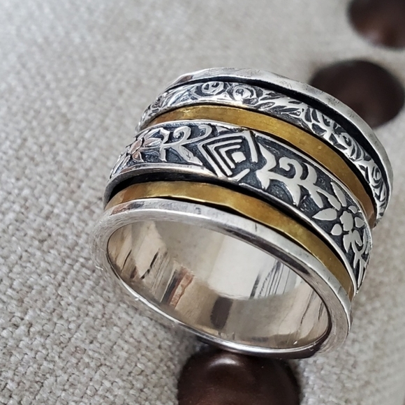 Silpada Twirl Ring - Picture 4 of 12